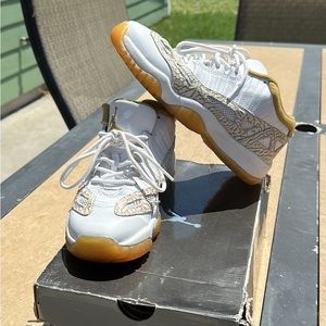 Air Jordan 11 retro low